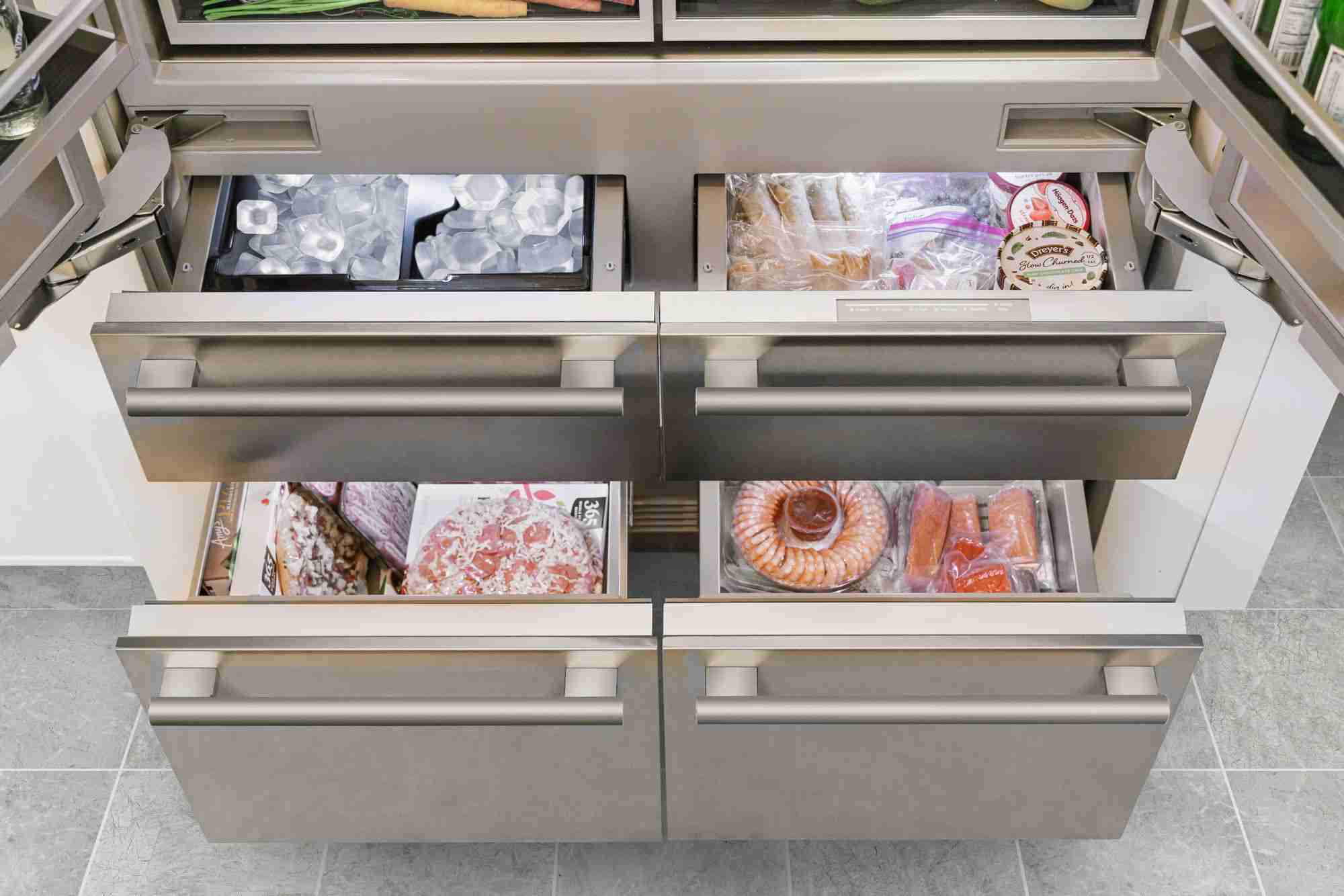 Built-in French Door Bottom Freezer Masterpiece Stainless Steel